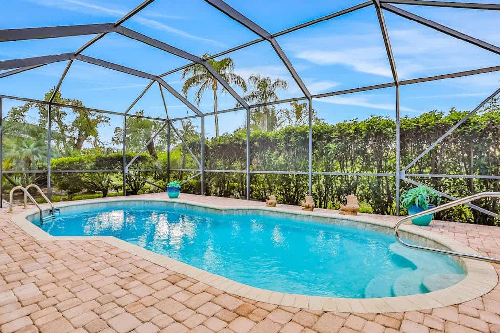 Dog-friendly house with private pool, sauna, golf, tennis court, & central AC