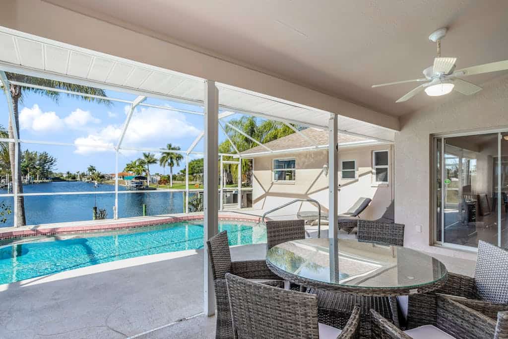 Riverfront, dog-friendly home with private pool & fast WiFi