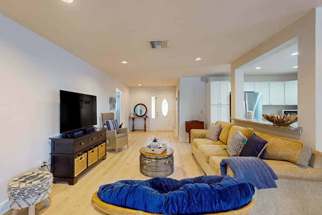 The Beach Hive Cottage