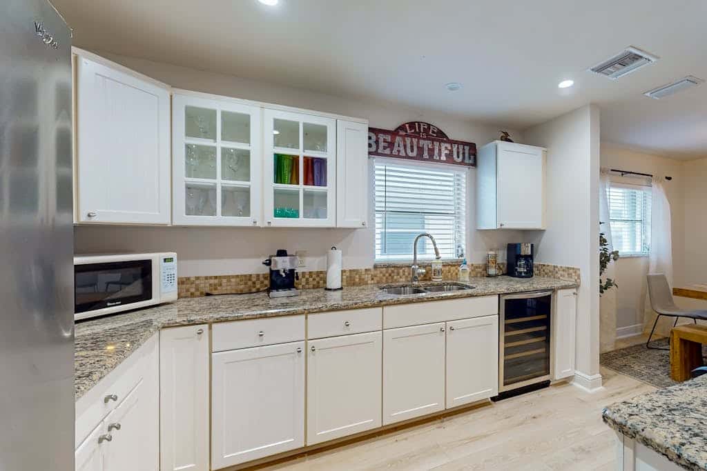 The Beach Hive Cottage