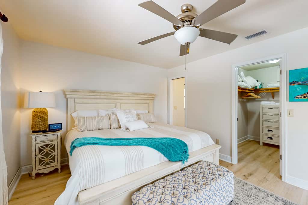 The Beach Hive Cottage