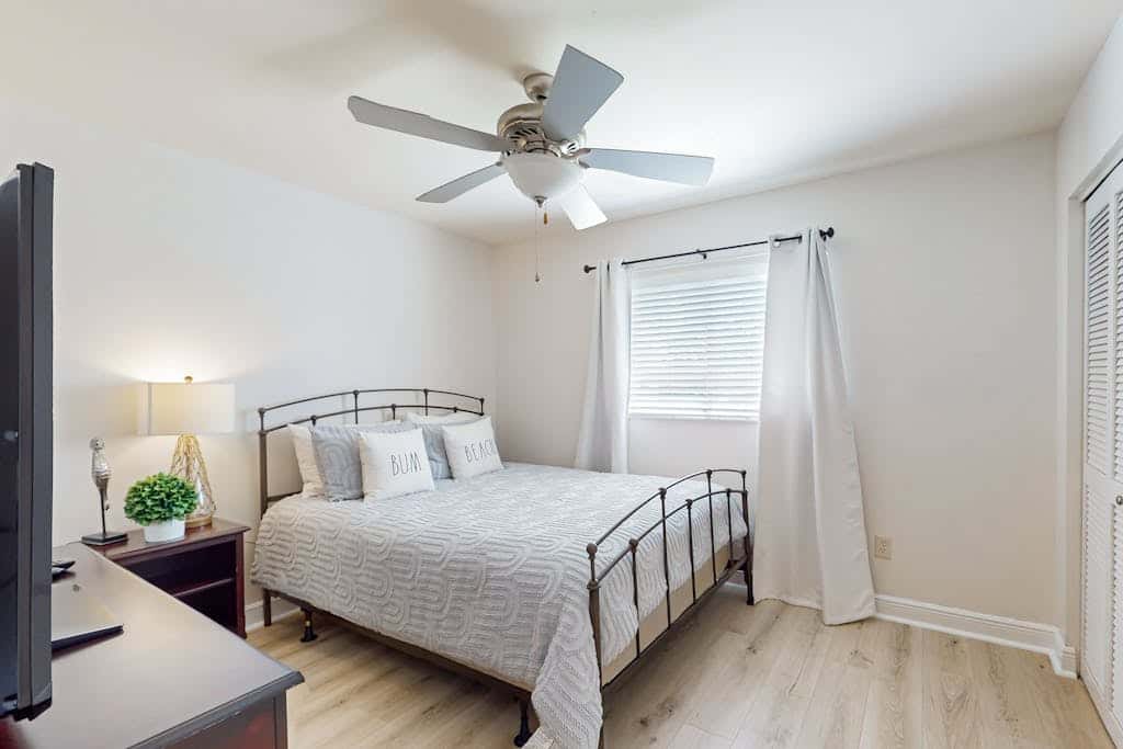 The Beach Hive Cottage