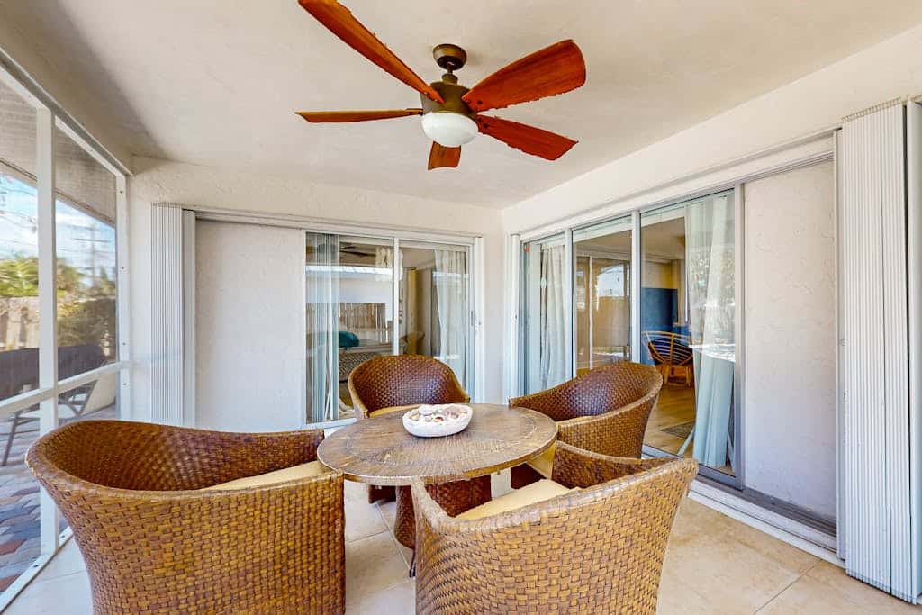 The Beach Hive Cottage