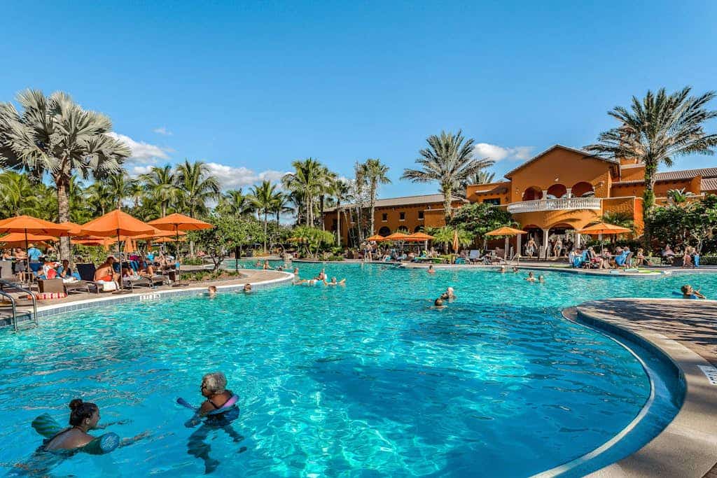 Gorgeous & modern sunlit oasis with pool, patio, tennis courts, gym, & W/D