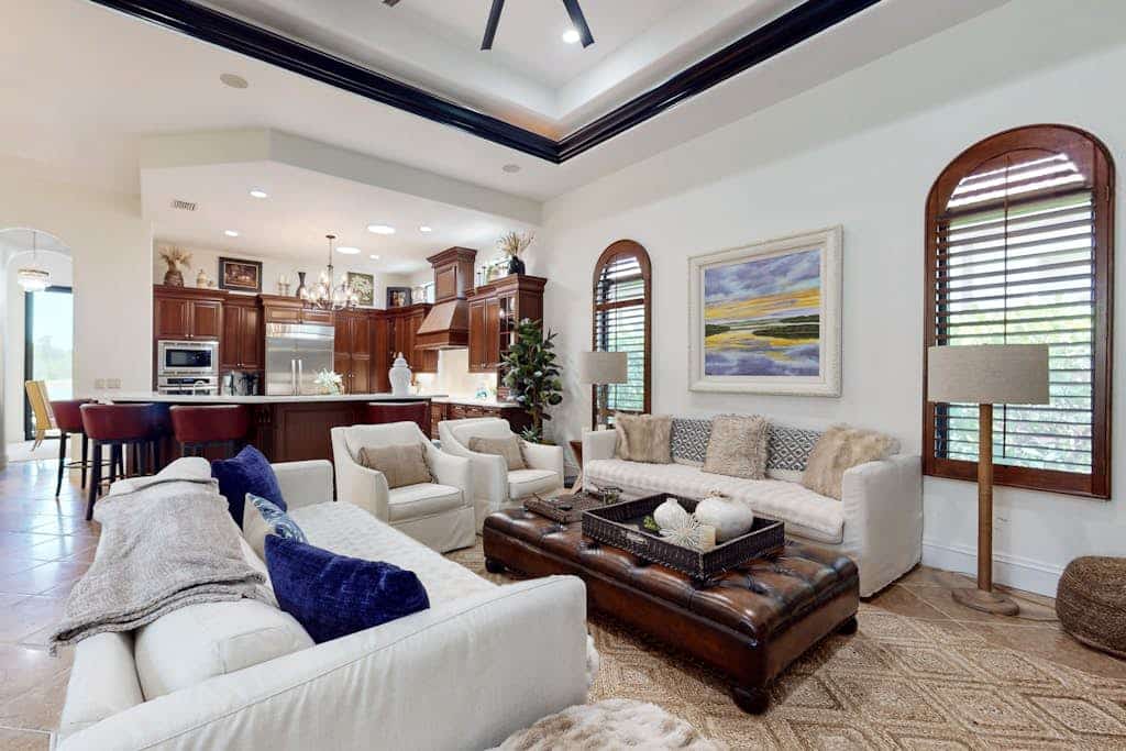 Deluxe home in a resort community with amazing views, pool, & hot tub