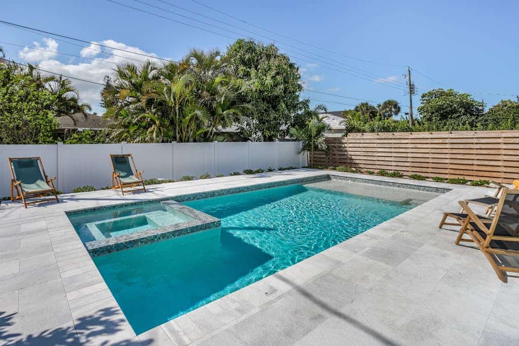 Updated home with pool & spa, fenced yard, WiFi, & great location - snowbirds OK