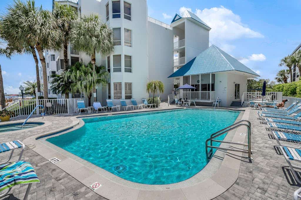 Waterview condo with shared pool, pickleball, and WIFI