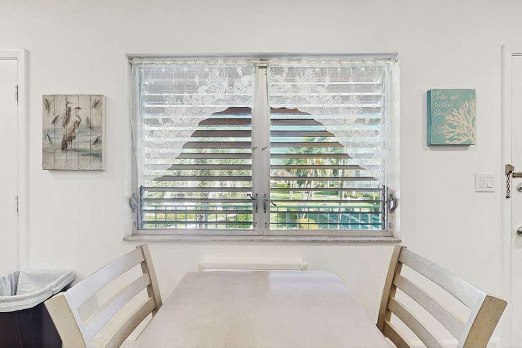 Charming Island Getaway | Beach, Pool & Prime Location