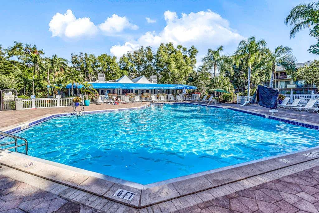 Spacious, waterfront condo with outdoor pool, tennis, & volleyball