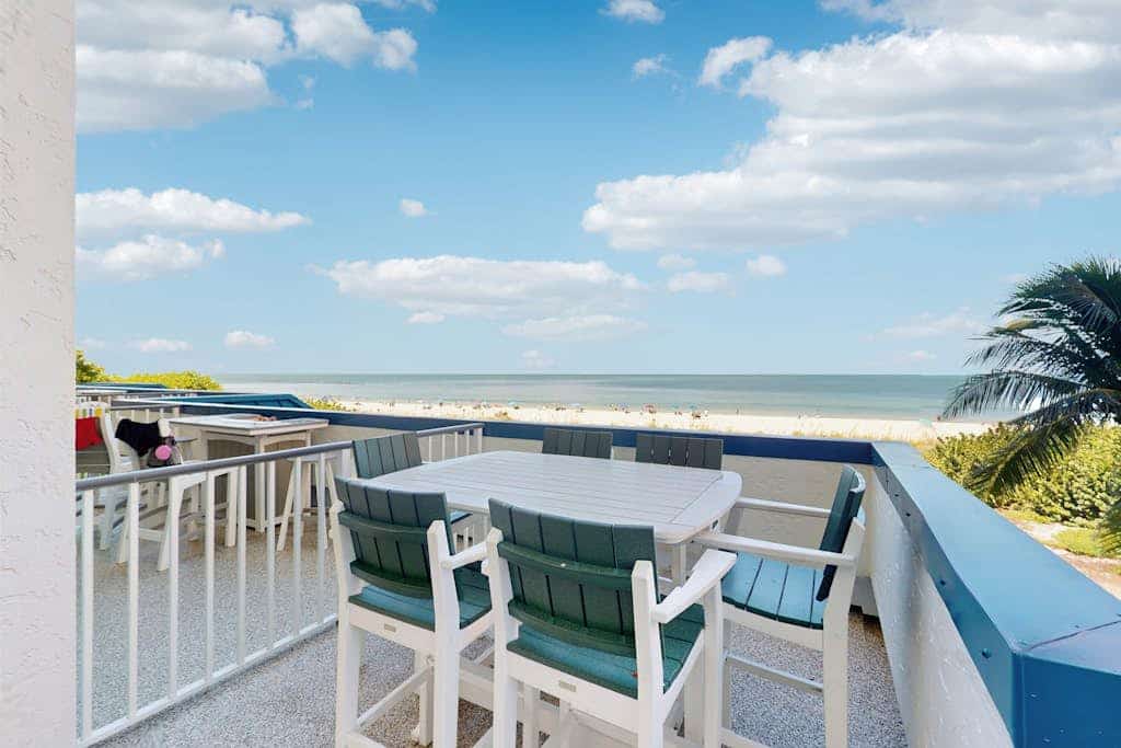 Beachfront condo with huge lanai, sunset gulf views, pool, hot tub, tennis & gym