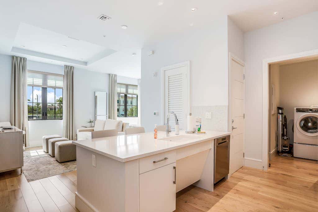 SoCe Flats 209