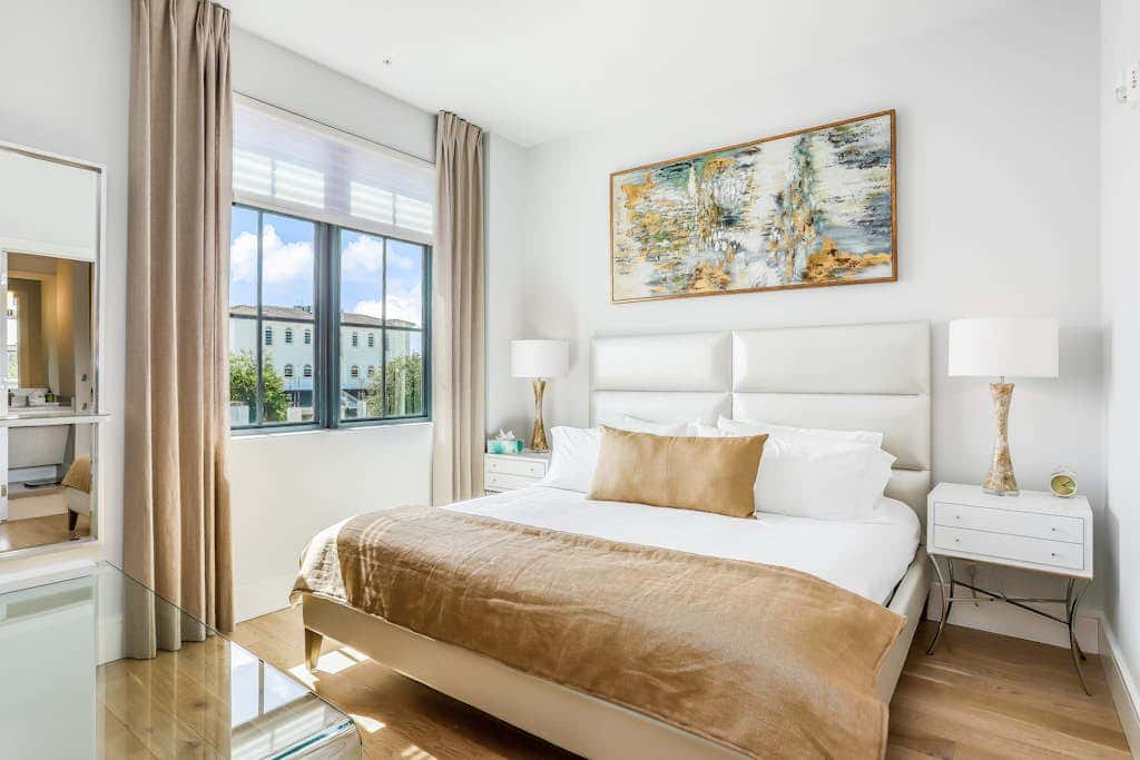 SoCe Flats 209
