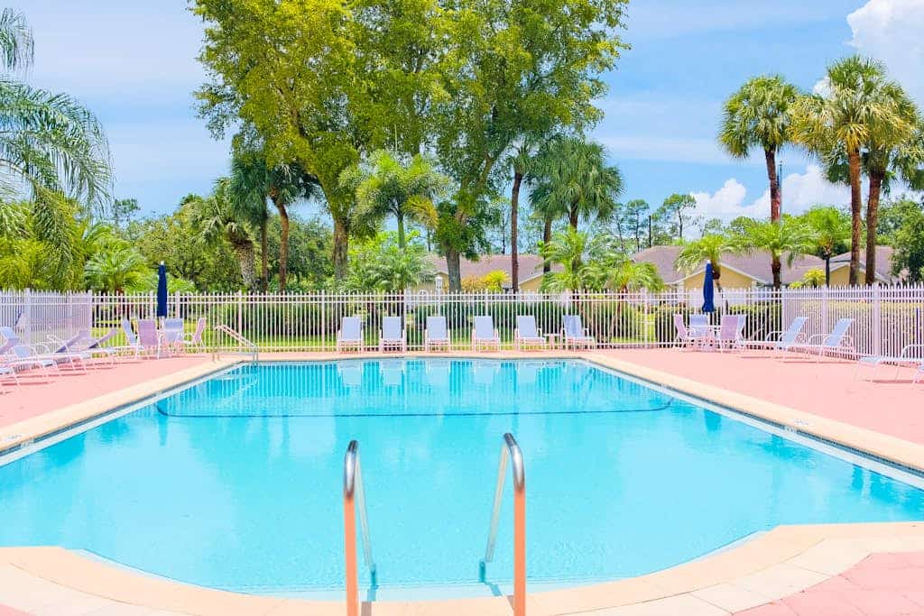 Peaceful home with pool, patio, lanai, TV & fitness room - snowbird-friendly