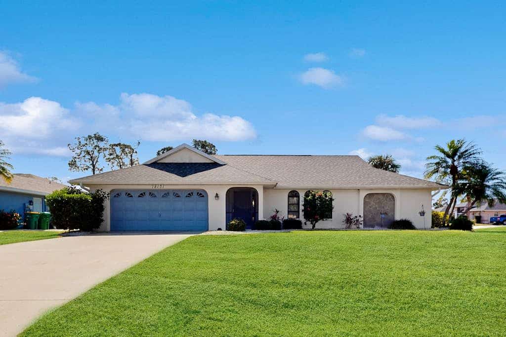 Sunny Snowbird Retreat with a Pool, Furnished Lanai, & Prime Corner Lot