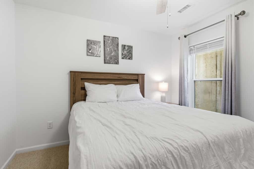 Stylish 3BR Condo - LAKE VIEW - Lake Ozark
