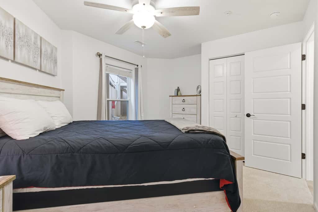 Stylish 3BR Condo - LAKE VIEW - Lake Ozark