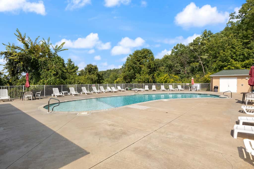 Stylish 3BR Condo - LAKE VIEW - Lake Ozark