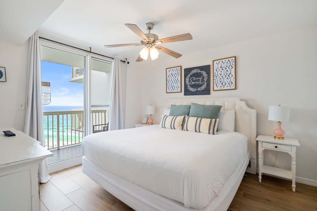 Gulf front condo with resort amenities, steps to the beach