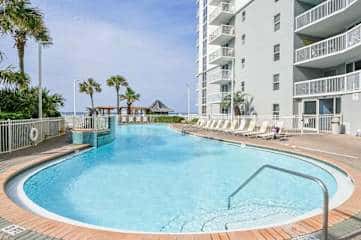 Gulf front condo with resort amenities, steps to the beach