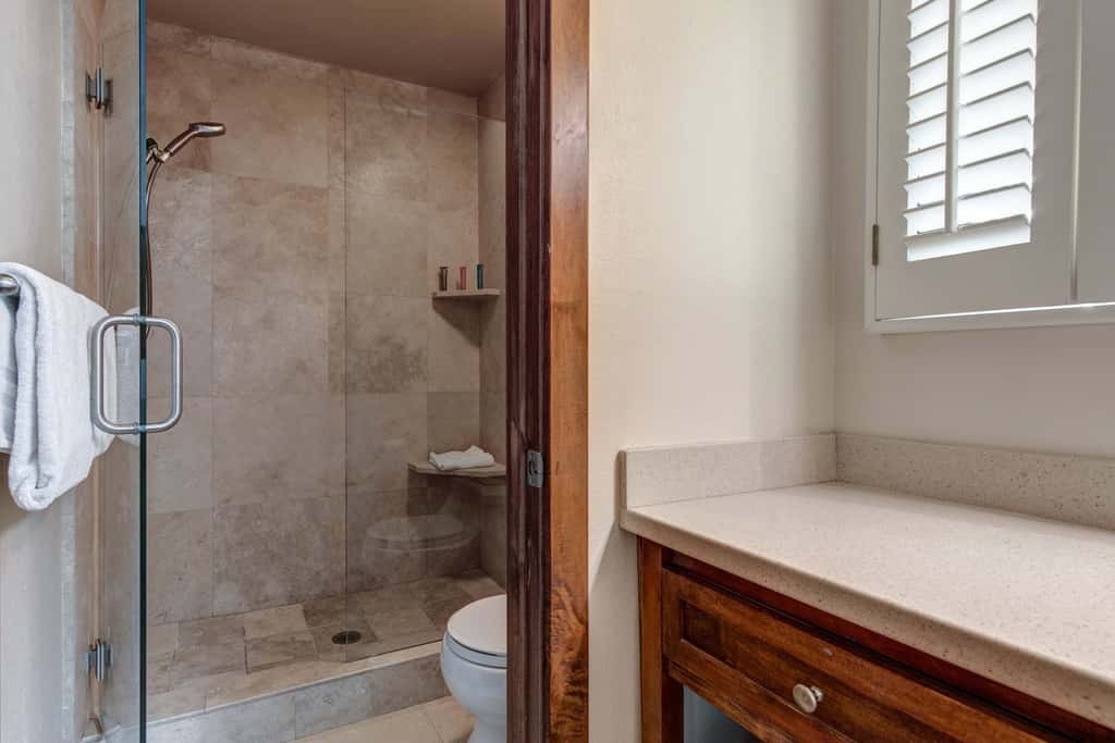 3BR Townhouse with Loft - Walk to Ski Lifts