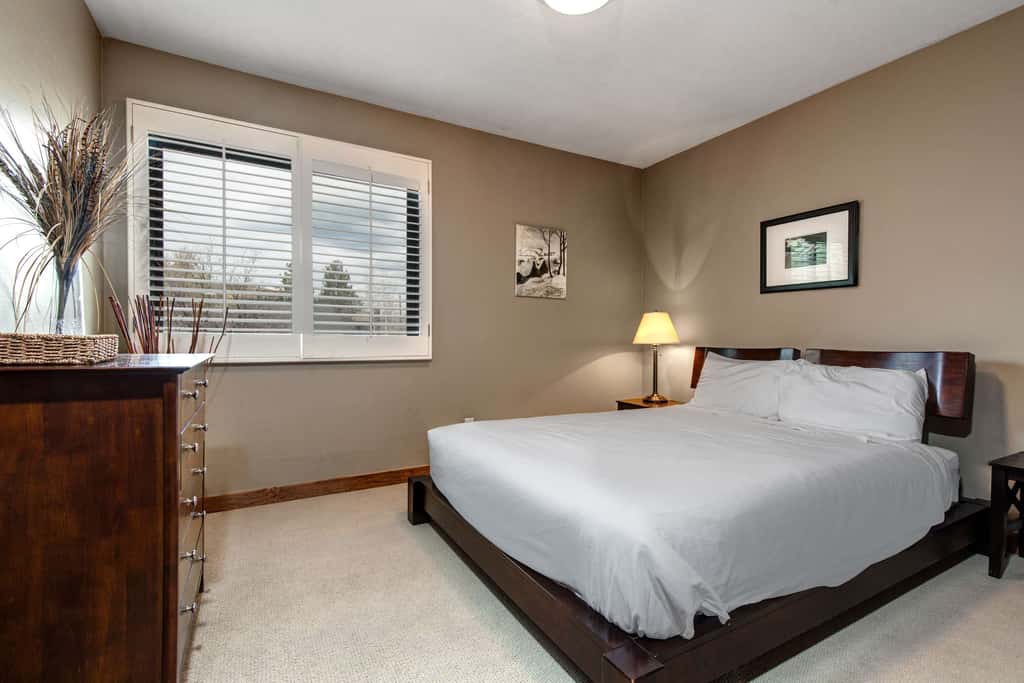 3BR Townhouse with Loft - Walk to Ski Lifts
