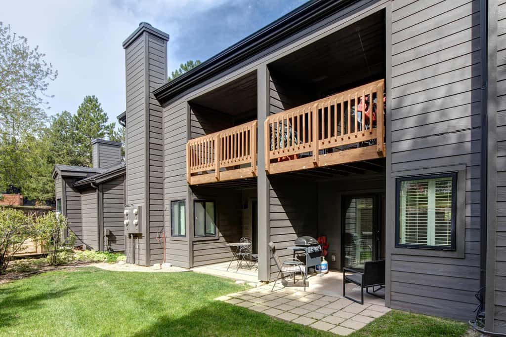 3BR Townhouse with Loft - Walk to Ski Lifts