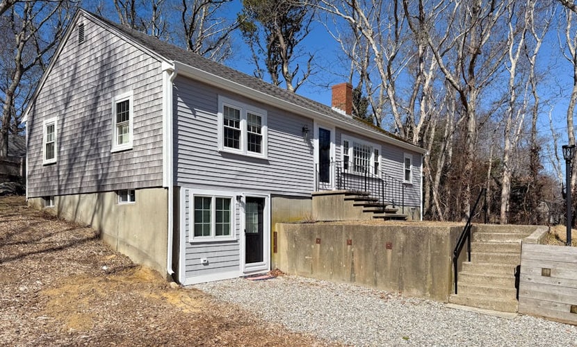 Beautifully renovated home near Scargo Lake with deck, W/D, AC, games, & yard