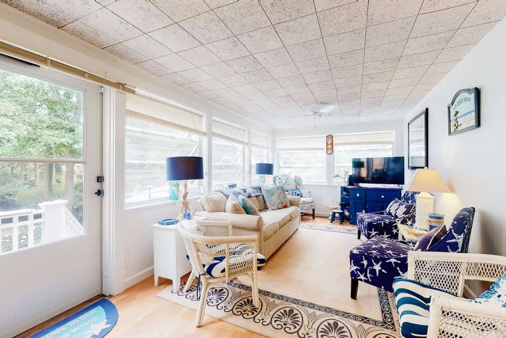 Secluded ranch home with a full outdoor shower & private community beach