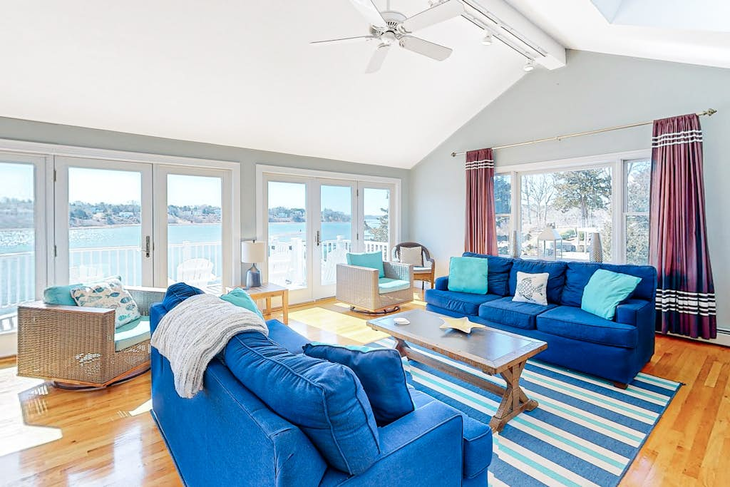 Island Bay Bungalow