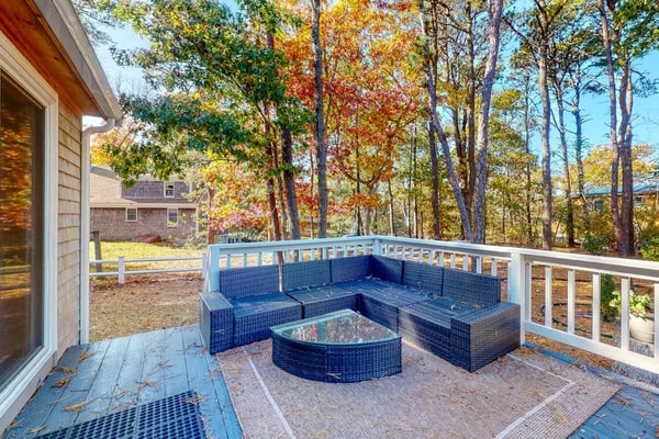 Pristine, family-friendly home w/ a large yard, free WiFi, private washer/dryer