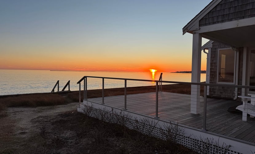 Dog Friendly Waterfront Hyannis Haven – Walk to Kalmus Beach