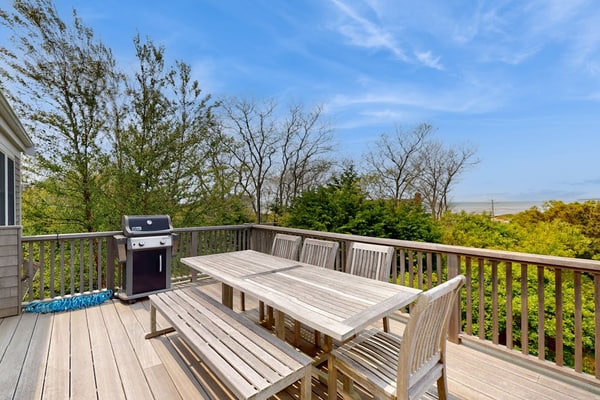 Cape Beach House with spectacular views and beach access, central AC
