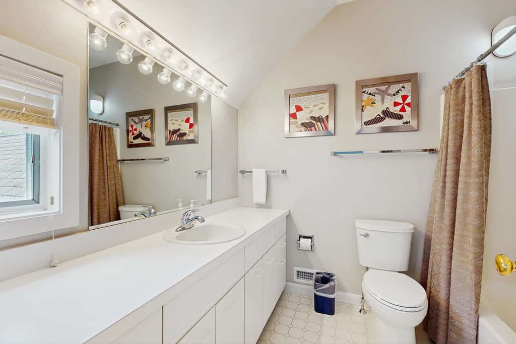 New Seabury Escape