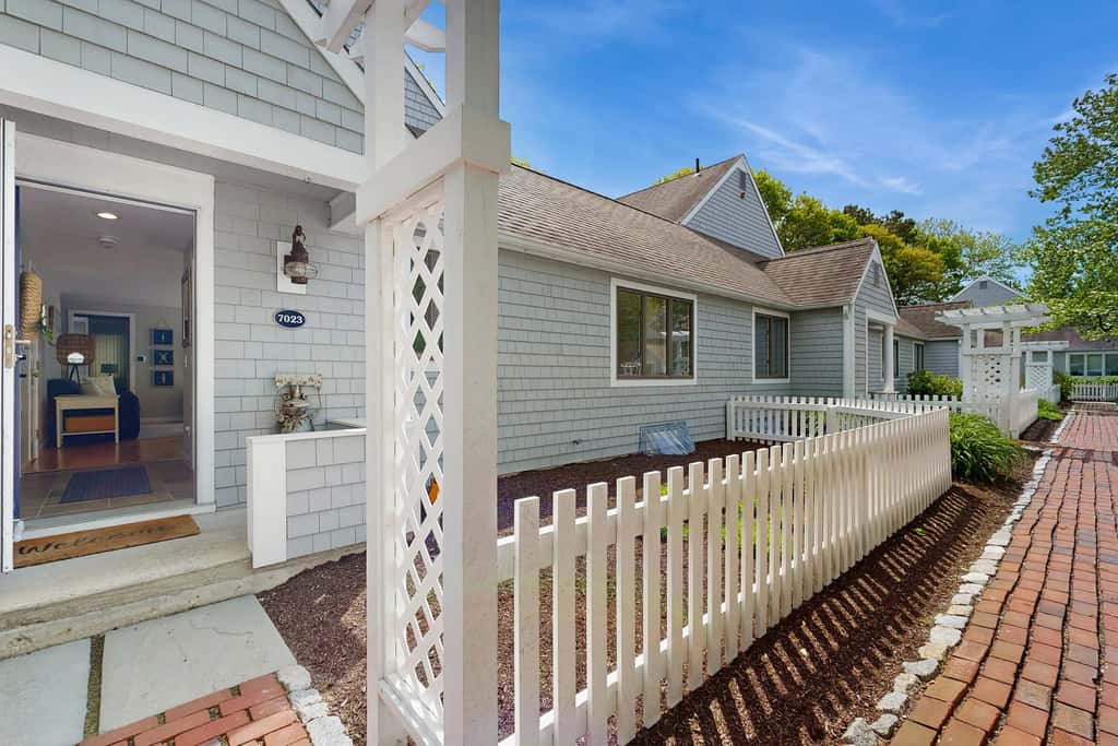 New Seabury Escape