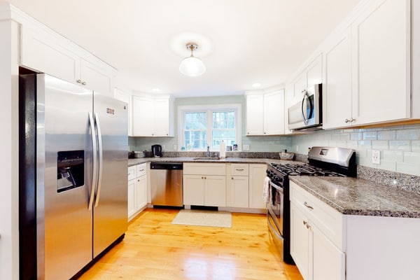 Incredibly spacious home with games, bikes, kayaks, firepit & amazing yard