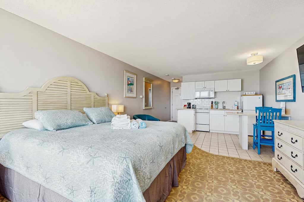 Sandbars Inn #13 - 2nd floor