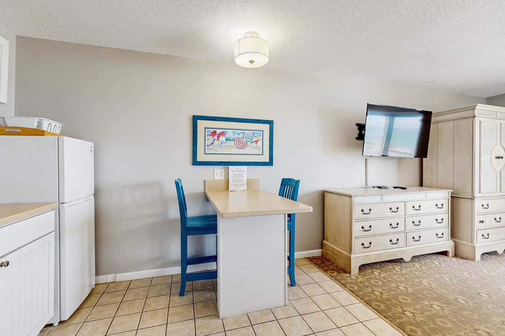 Sandbars Inn #13 - 2nd floor
