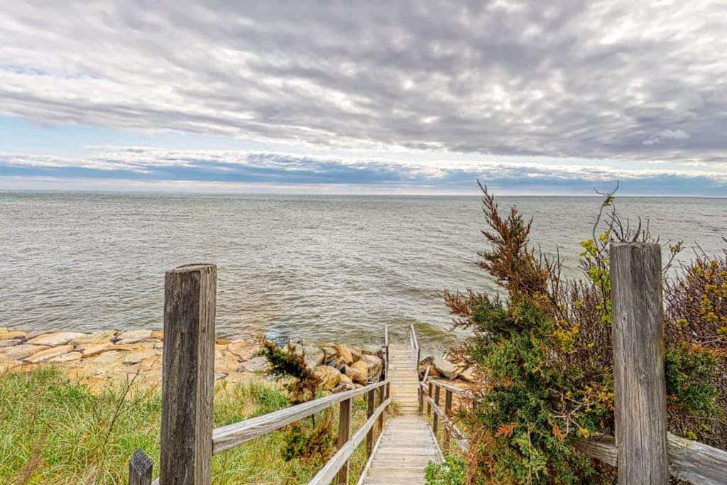 Newly built, bayview house steps from the beach with spacious deck, W/D & grill