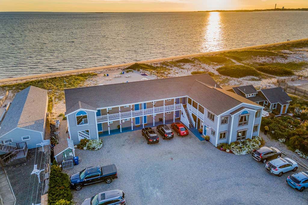 Sandbars Inn #7