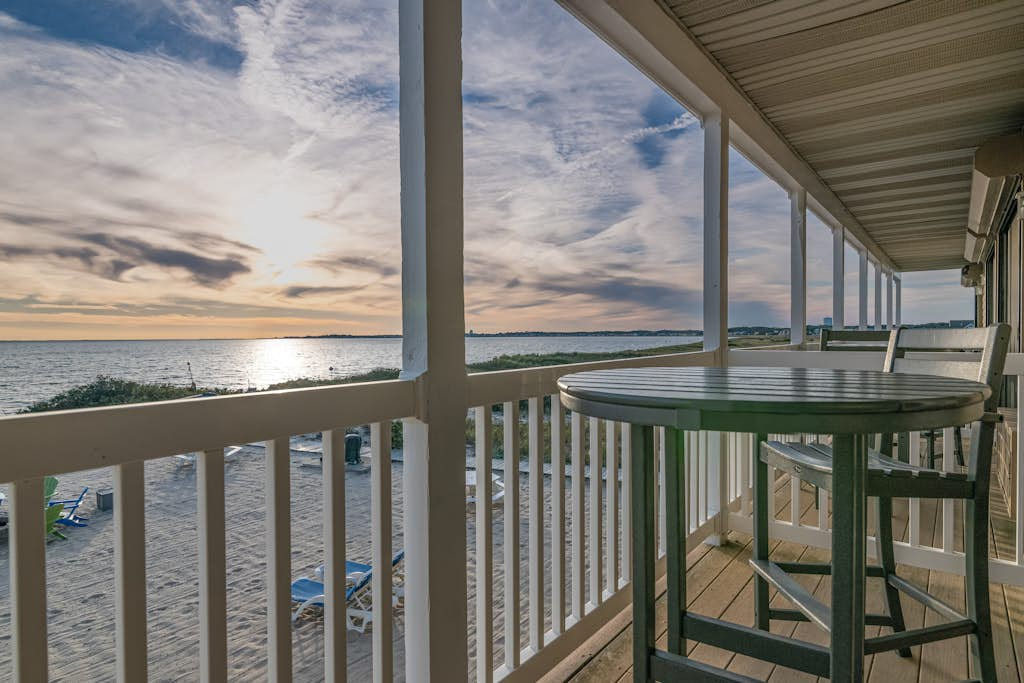 Sandbars Inn #9 - 2nd floor