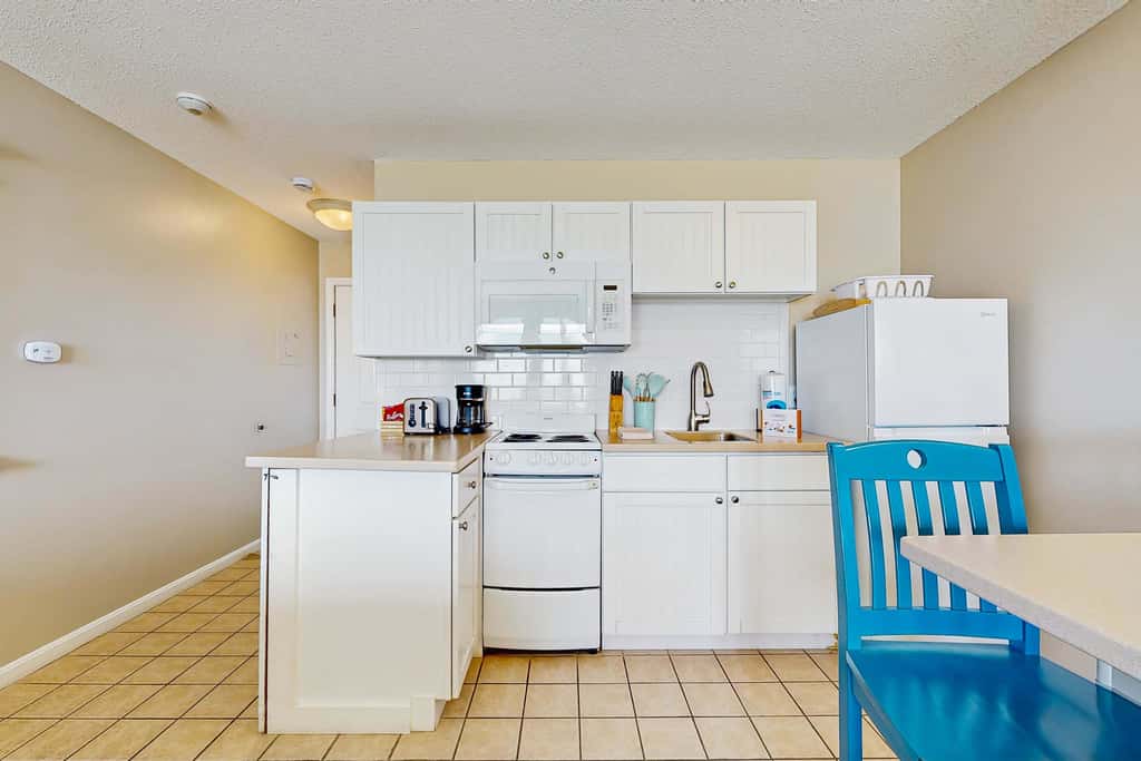 Sandbars Inn #9 - 2nd floor