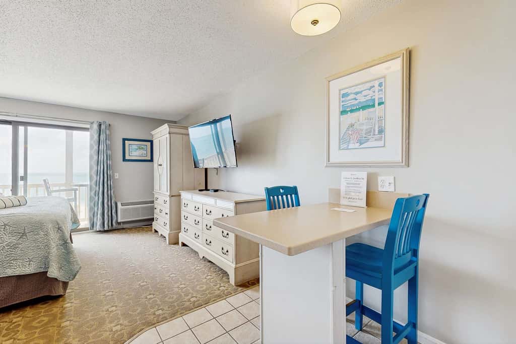 Sandbars Inn #12 - 2nd floor