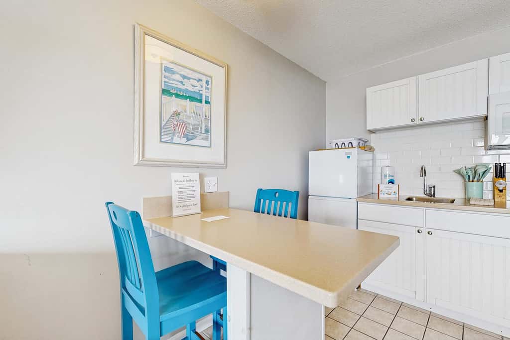 Sandbars Inn #12 - 2nd floor