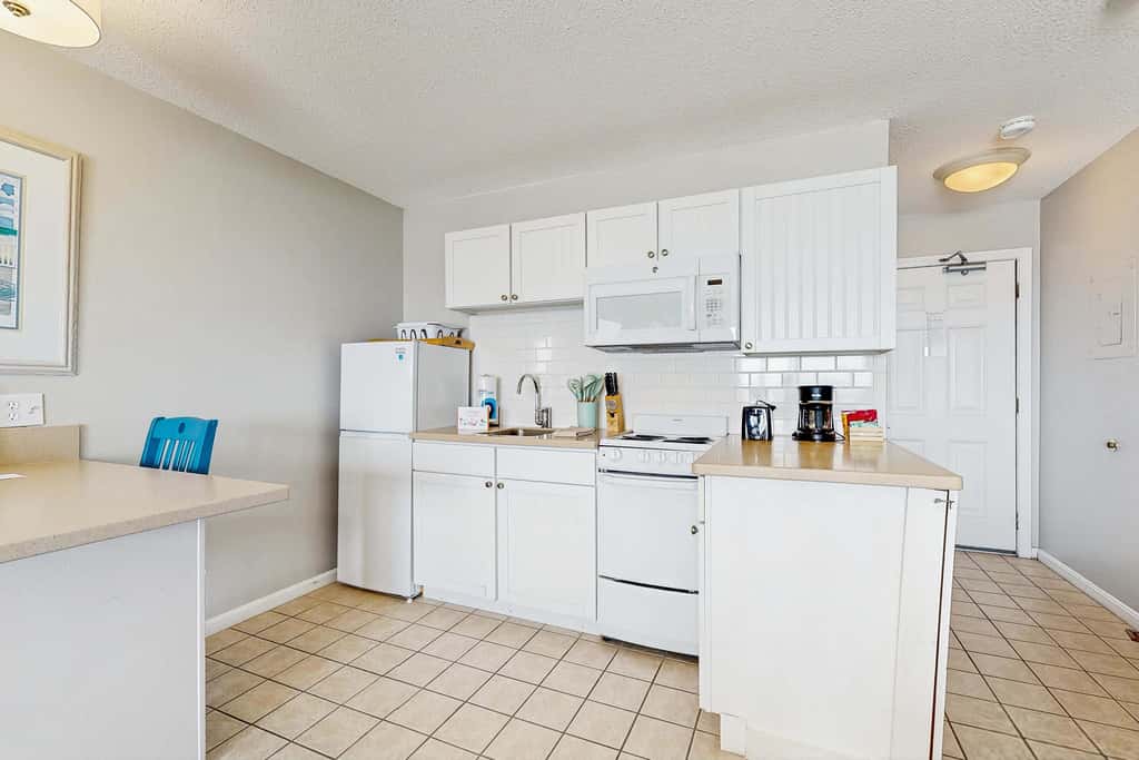 Sandbars Inn #12 - 2nd floor