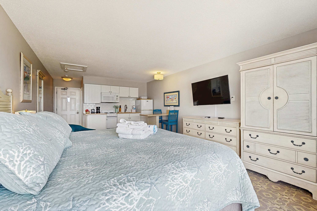 Sandbars Inn #11 - 2nd floor