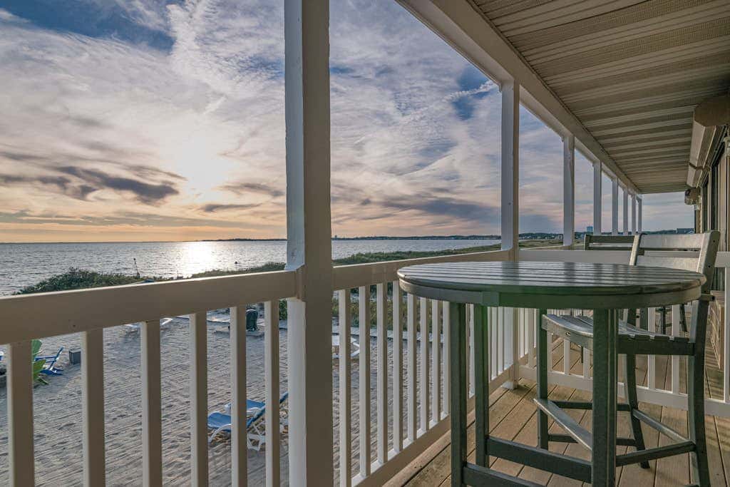 Sandbars Inn #15 - 2nd floor