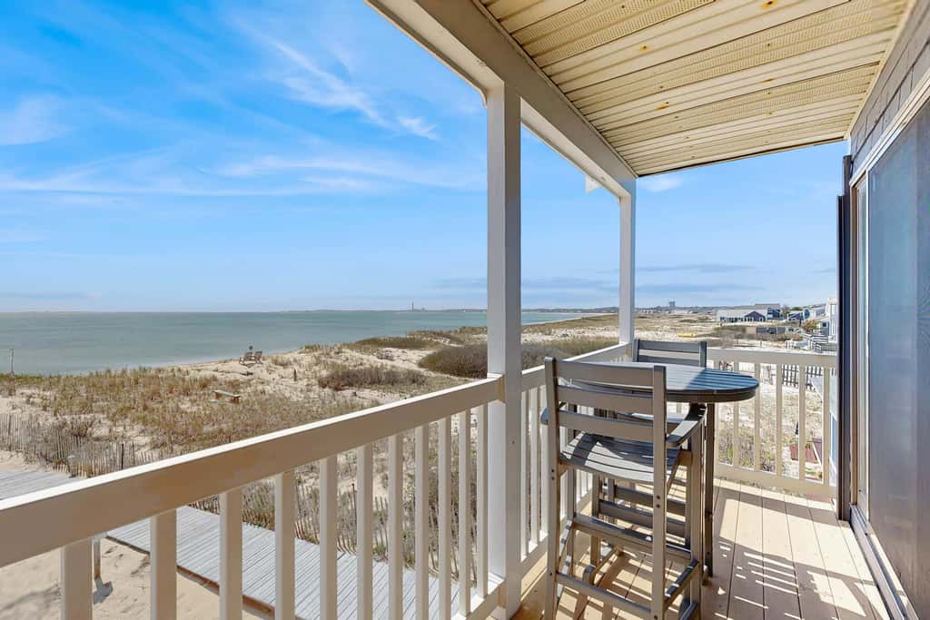 Sandbars Inn #15 - 2nd floor