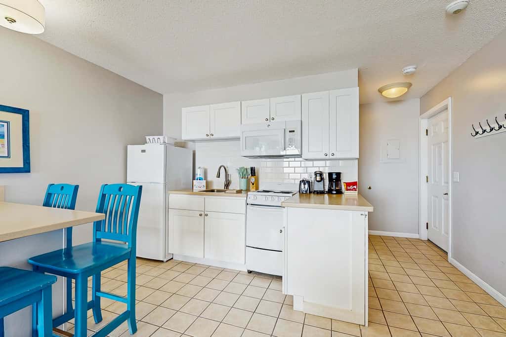 Sandbars Inn #15 - 2nd floor