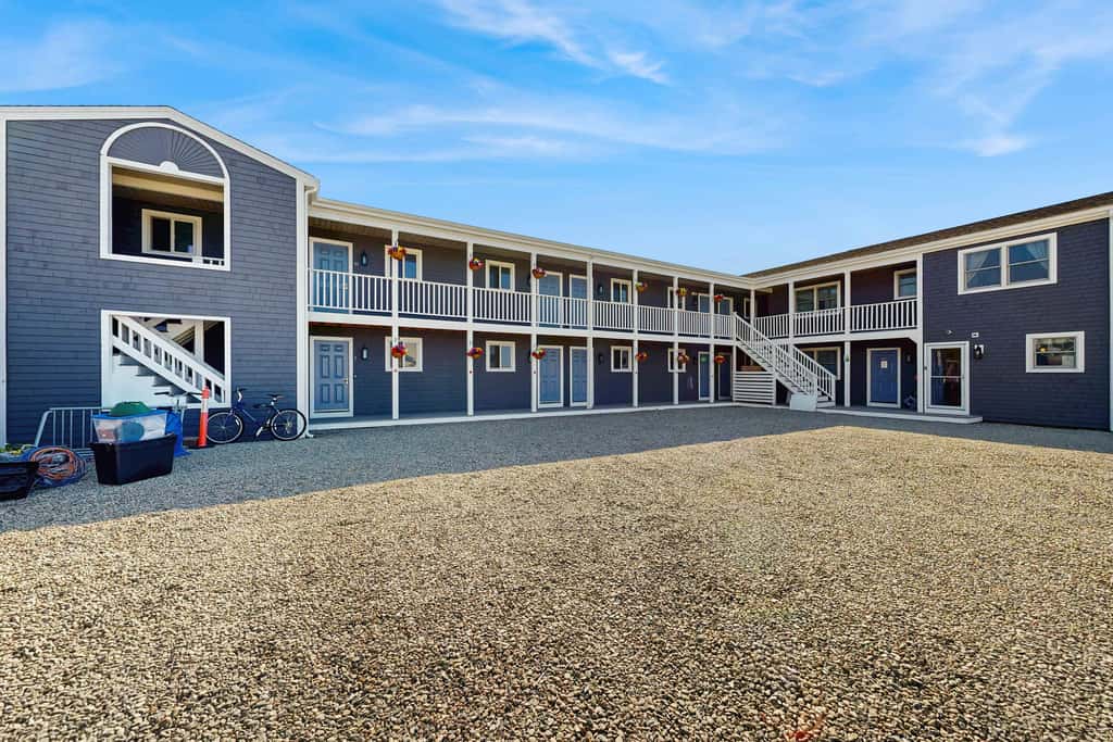 Sandbars Inn #15 - 2nd floor
