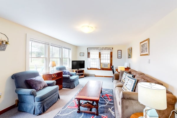 Charming home steps to beach, includes 2 full units with patio, grill, & views